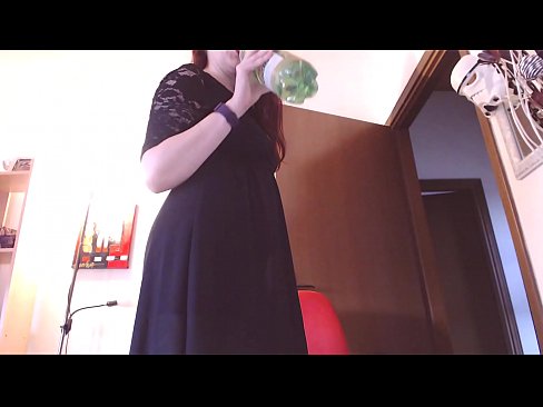 ❤️ Një skllav i nënshtruar që i pëlqejnë brekët e pista dhe të shijshme detyrohet të masturbojë pasi shikon këtë video! Porno tek ne sq.virtsextor.ru ❤