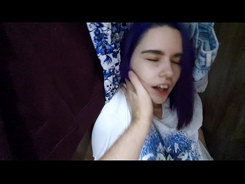 ❤️ Gjeta motrën time në dollap dhe e ndihmova të përfundonte Porno tek ne sq.virtsextor.ru ❤
